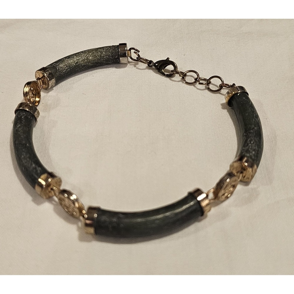 Vintage Chinese Yellow Gold Tone Green Nephrite Jade Bracelet